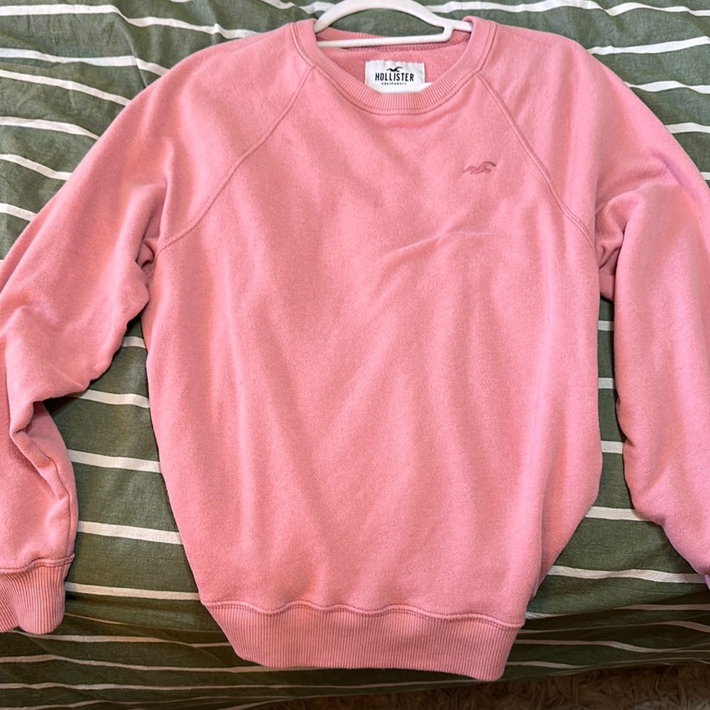 Hollister long sleeve crew neck